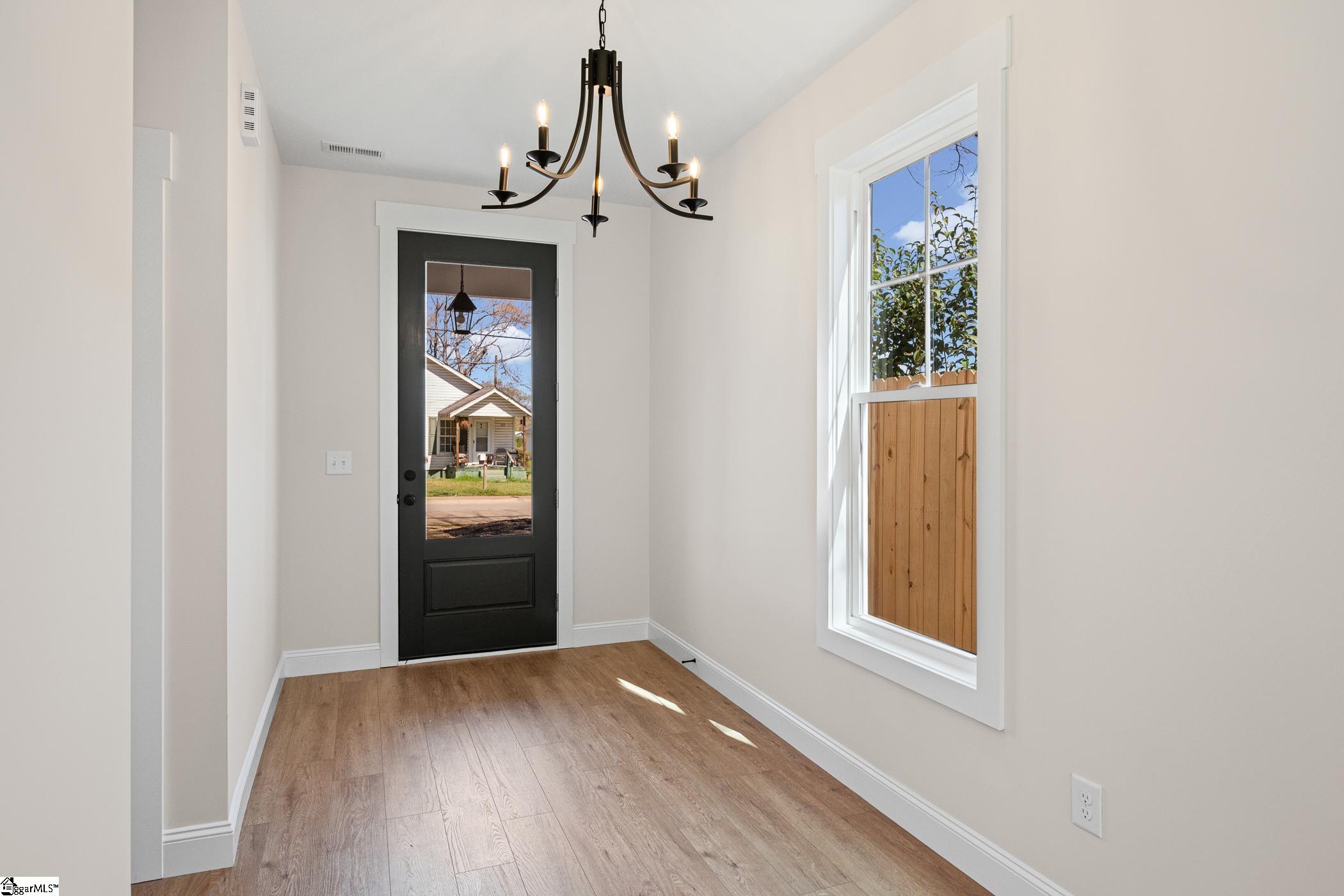 7 Judson Road Greenville, SC 29611 - Photo 4 of 26 Gallery Image 4