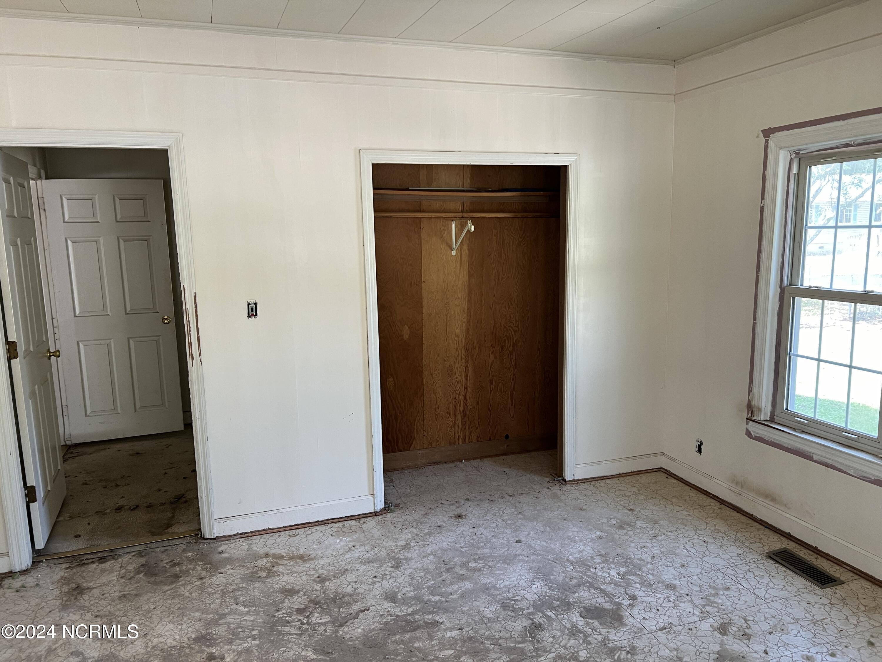 389 Nine Foot Road Newport, NC 28570 - Photo 13 of 29 IMG_9032