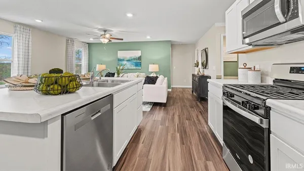 $305,350 | 685 Chellberge Pass, New Haven, IN 46774