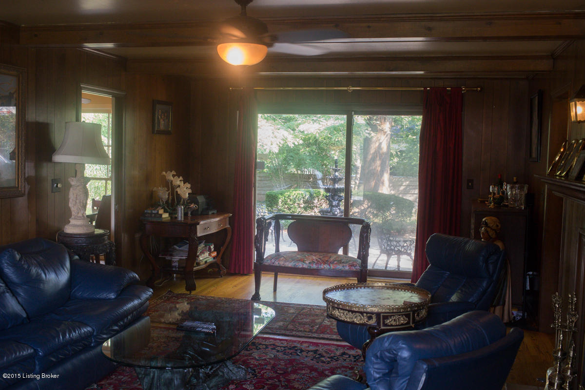 2011 High Canyon Road Louisville, KY 40207 - Photo 16 of 51 Fam. rm. to patio