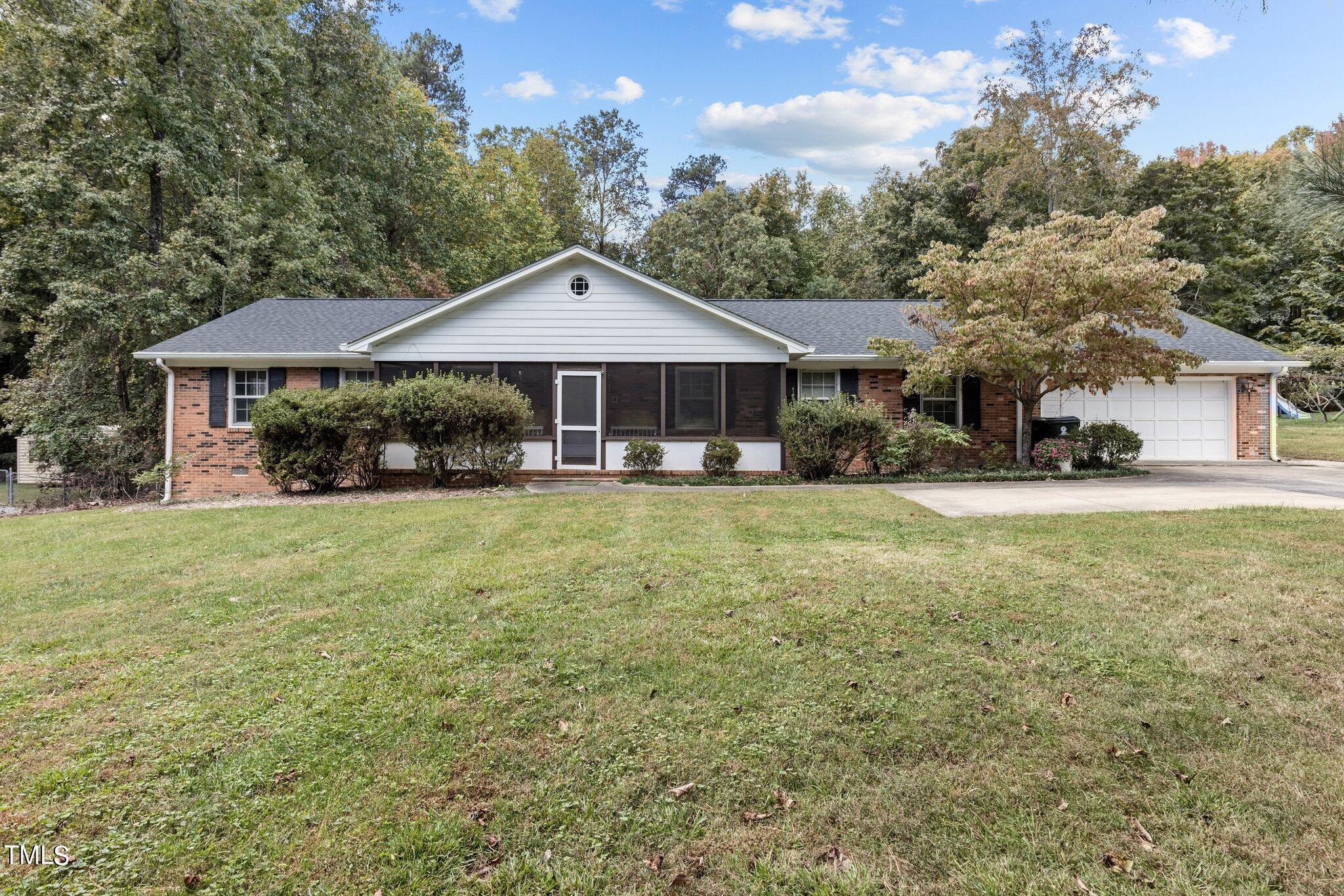 5207 Russell Road Durham, NC 27712 - Photo 1 of 50 1-web-or-mls-8Y3A8506