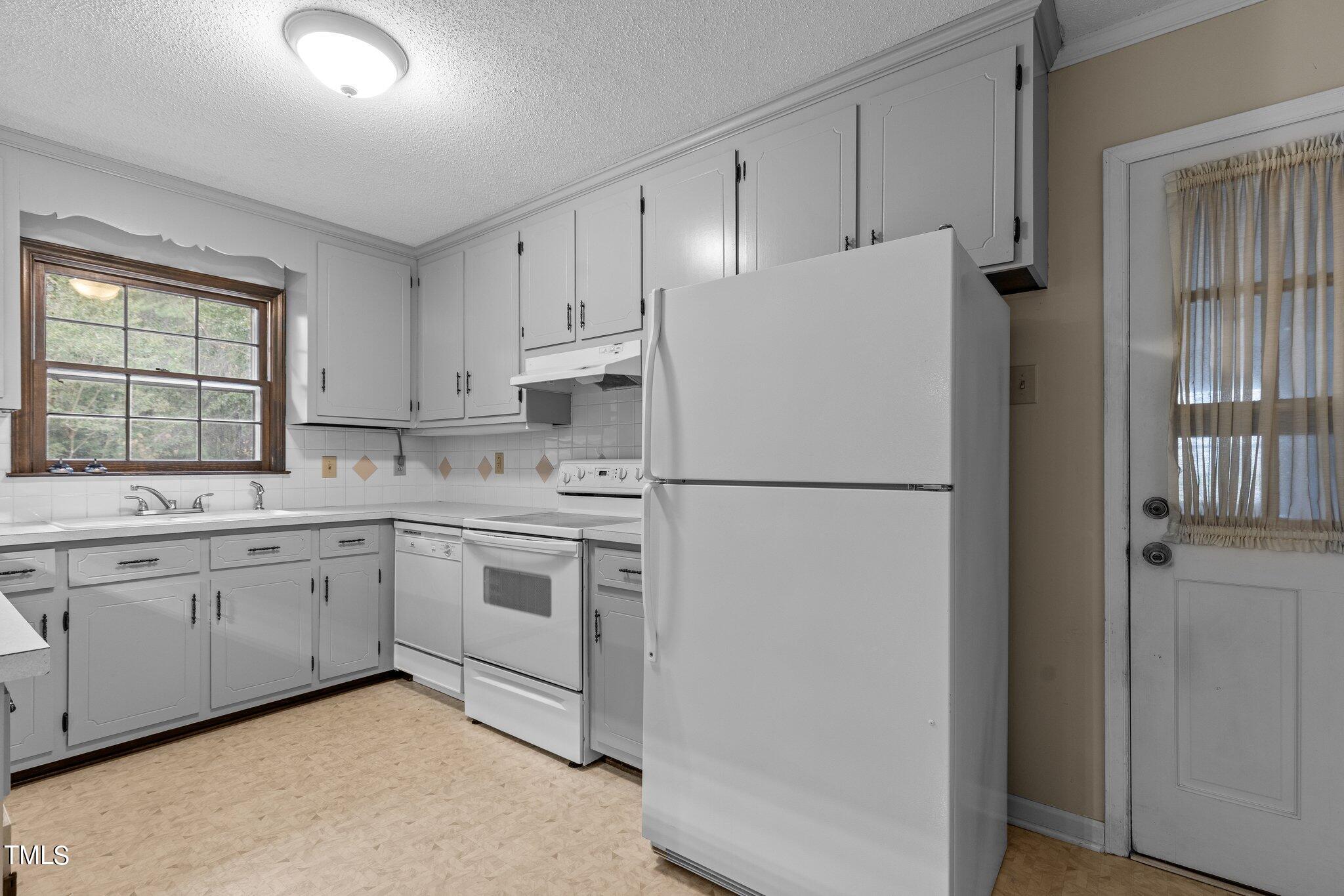 5207 Russell Road Durham, NC 27712 - Photo 18 of 50 18-web-or-mls-8Y3A8395