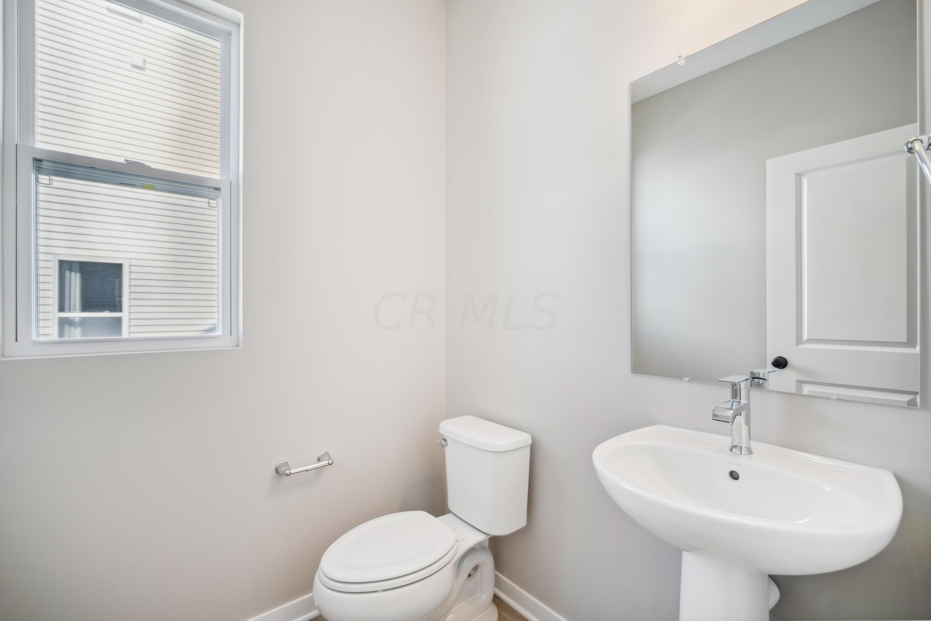 53 Chambers Bay Road Commercial Point, OH 43116 - Photo 6 of 33 Bathroom