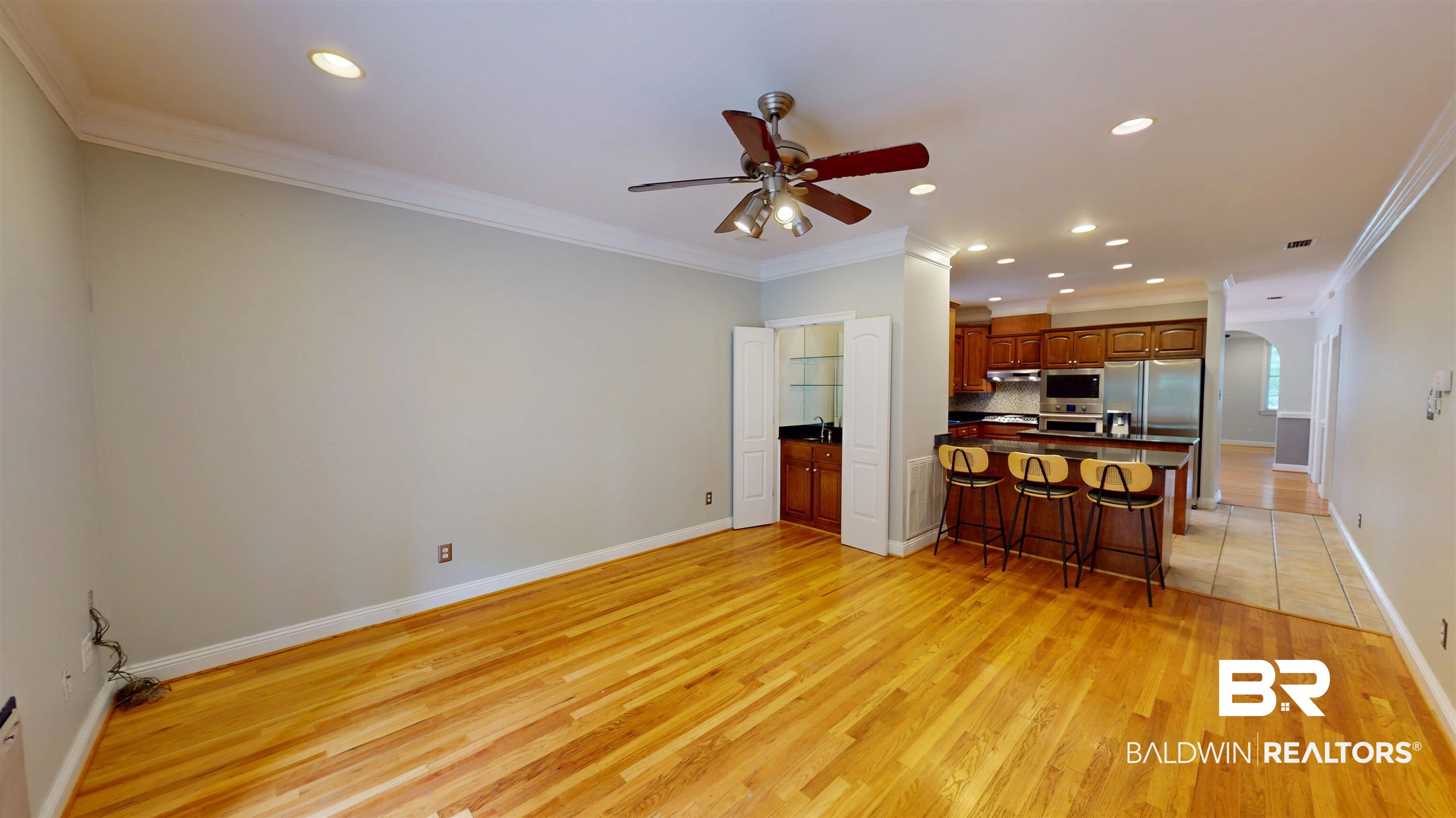 1651 Laurel Street Mobile, AL 36604 - Photo 8 of 28 Family Room