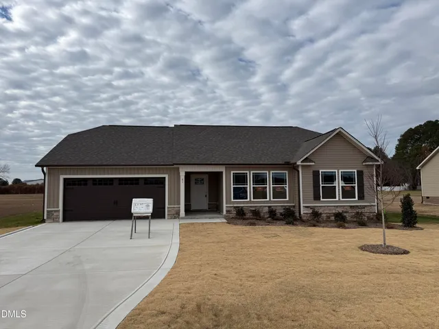 $317,900 | 61 Maxwell Farm Lane, Selma, NC 27576