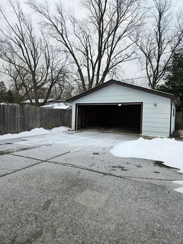 $179,999 | 209 Indiana Street, Park Forest, IL 60466