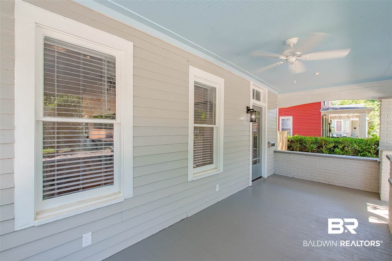 110 North Julia Street Mobile, AL 36604 - Photo 6 of 50