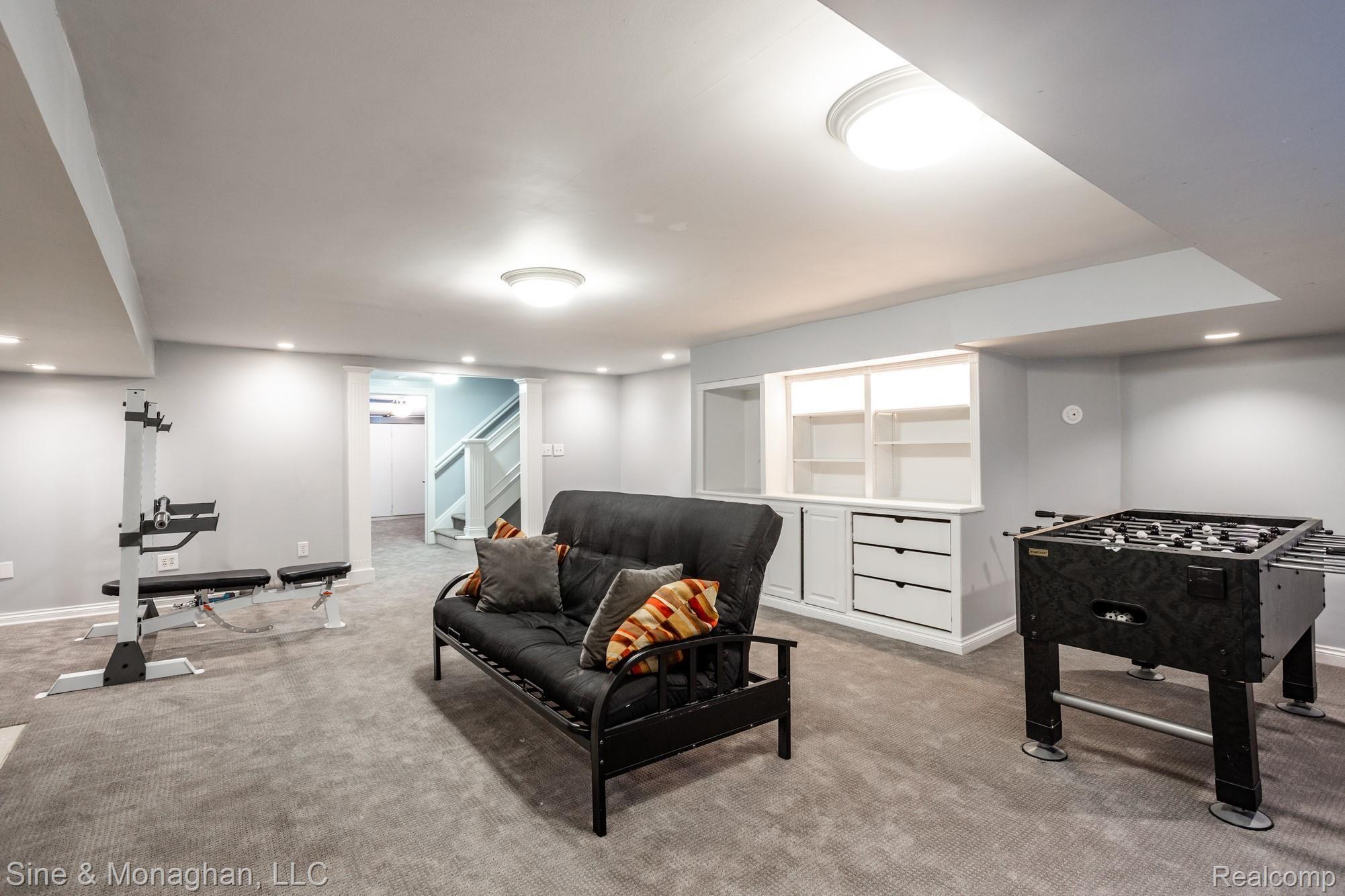 594 Rivard Boulevard Grosse Pointe, MI 48230 - Photo 53 of 79 594 Rivard S055.jpg