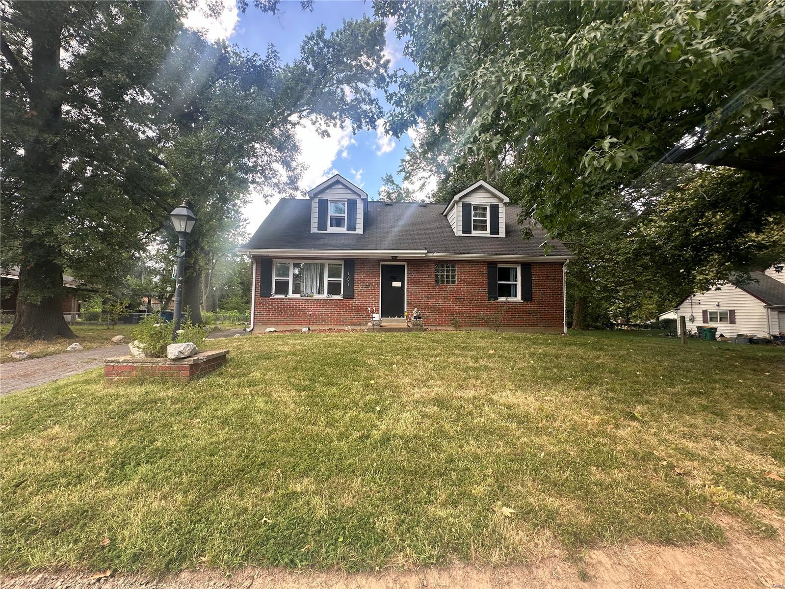 12021 Larimore Road St. Louis, MO 63138 - Photo 1 of 15 Gallery Image 1