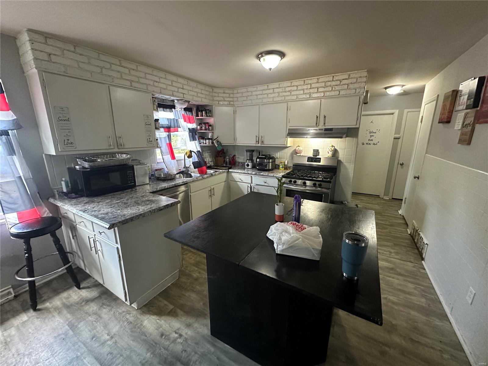 12021 Larimore Road St. Louis, MO 63138 - Photo 4 of 15 Gallery Image 4