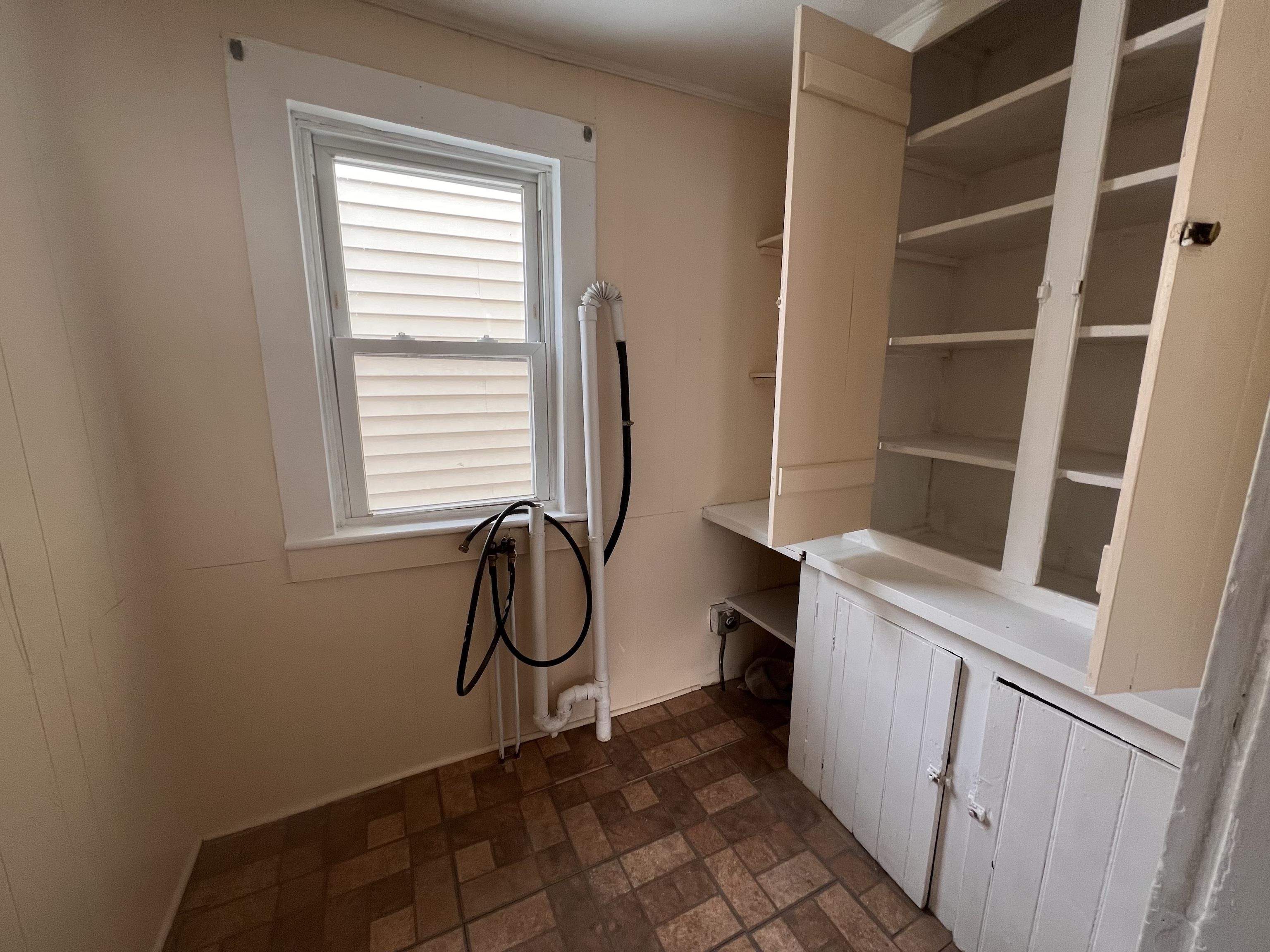 15 1/2 Ridge Street Nashua, NH 03064 - Photo 3 of 15