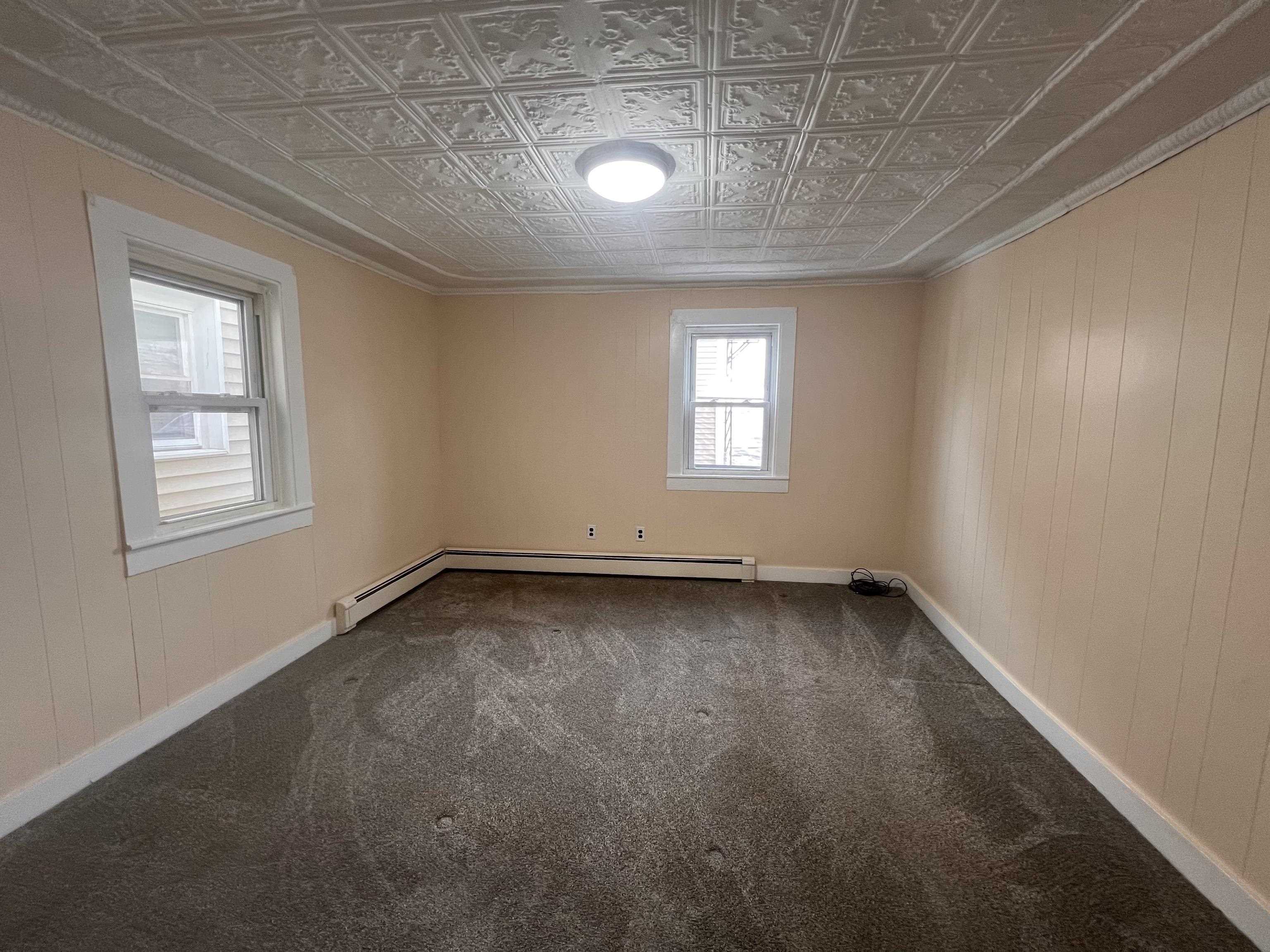 15 1/2 Ridge Street Nashua, NH 03064 - Photo 6 of 15