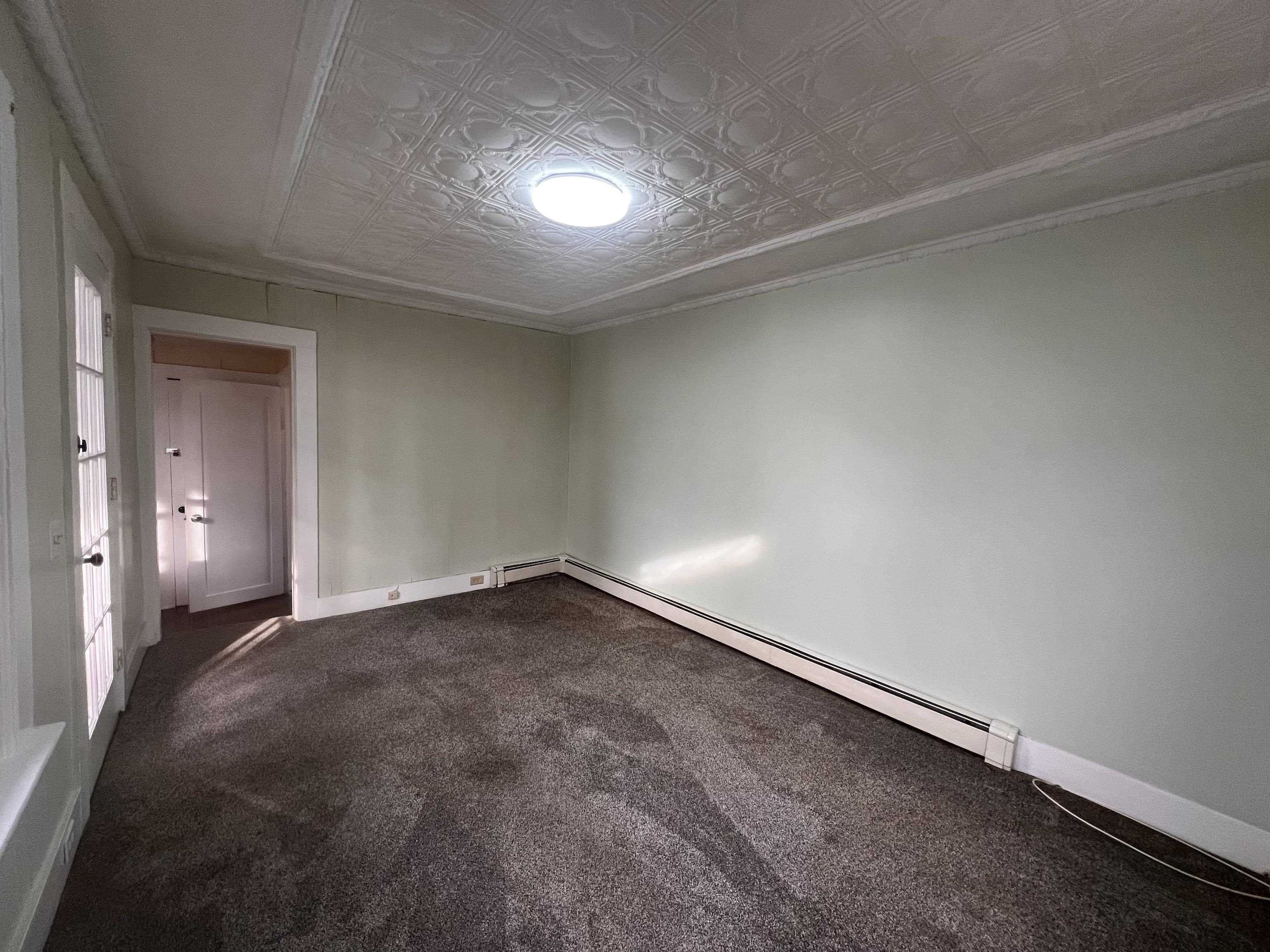 15 1/2 Ridge Street Nashua, NH 03064 - Photo 8 of 15