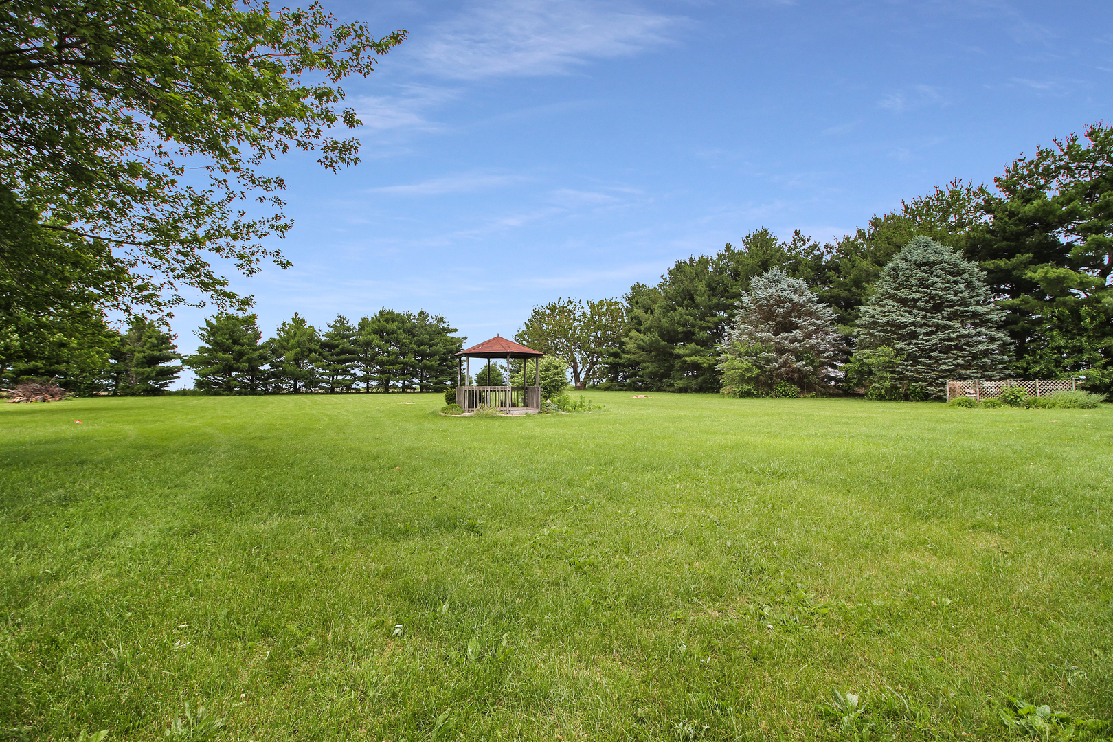 9763 West 1000S Road Bonfield, IL 60913 - Photo 21 of 23 a view of yard with green space