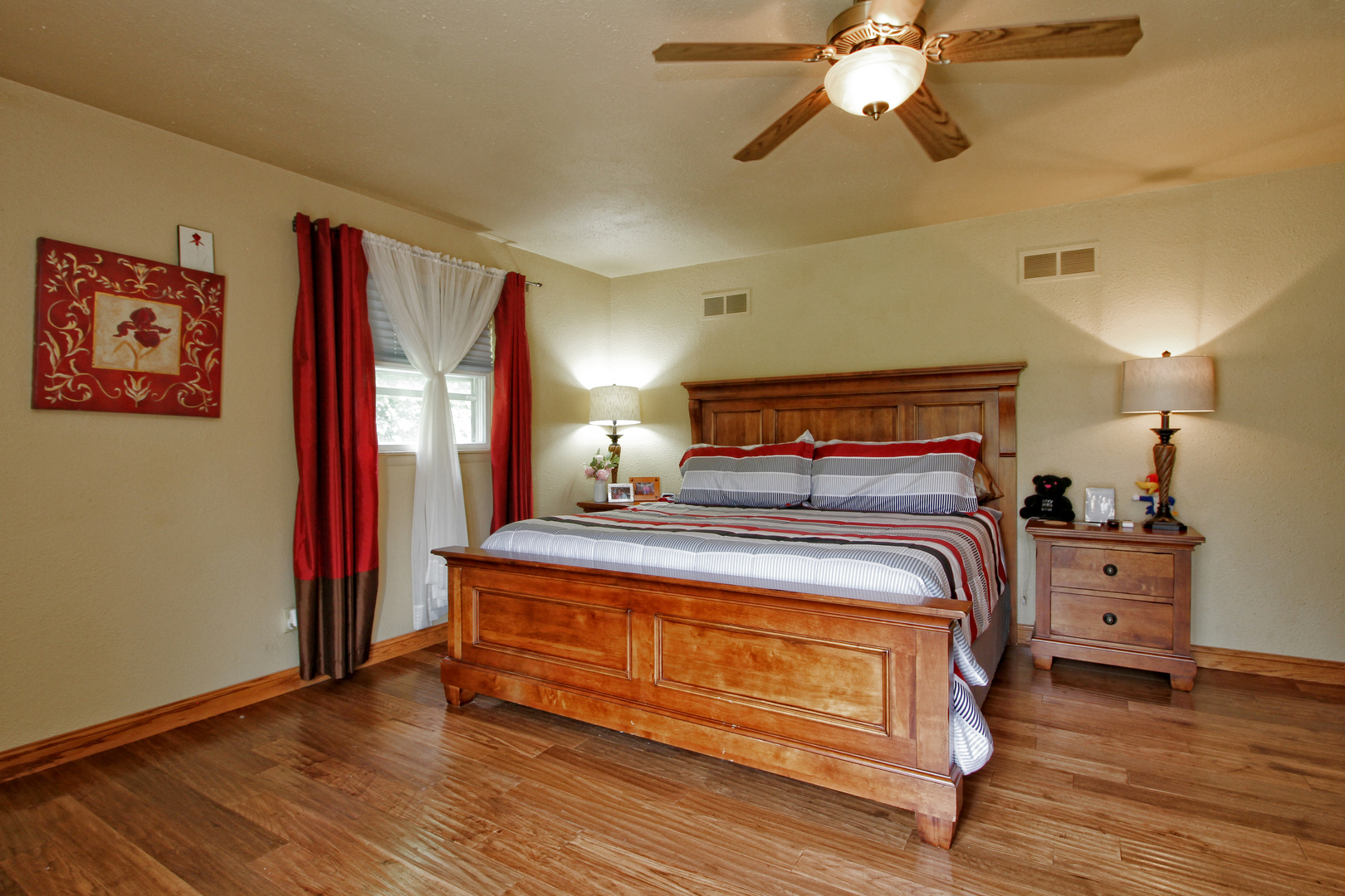 9763 West 1000S Road Bonfield, IL 60913 - Photo 10 of 23 a bedroom with a bed and wooden floor