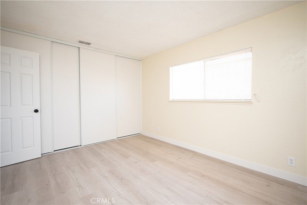 12212 Kiowa Road, Unit 4 Apple Valley, CA 92308 - Photo 12 of 13