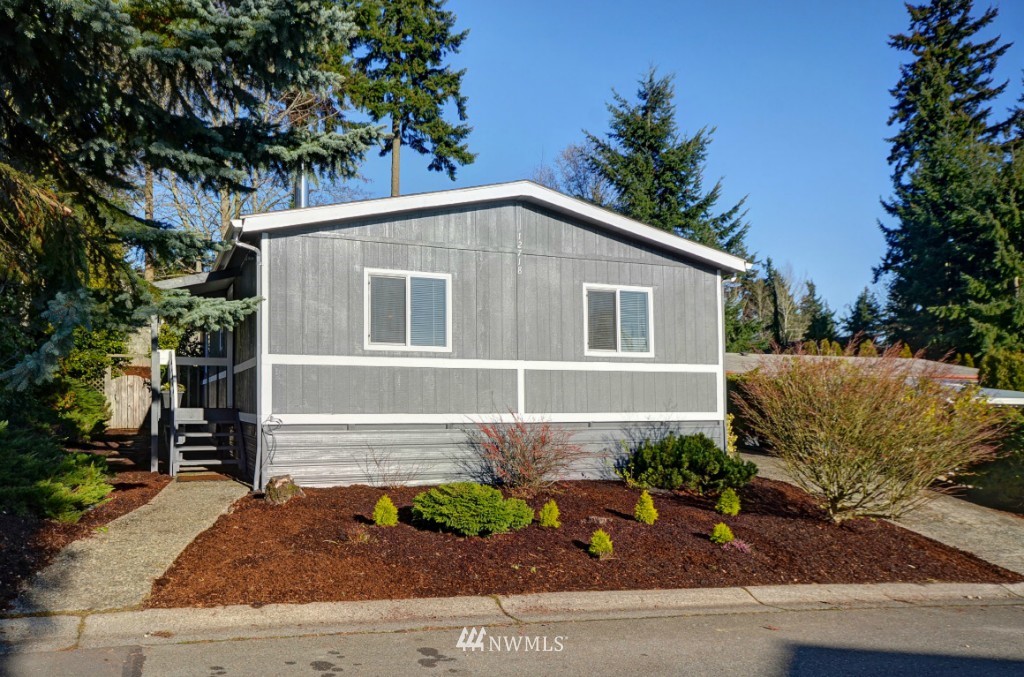 12718 Northeast 199th Street Bothell, WA 98011 - Photo 2 of 24 Gallery Image 2