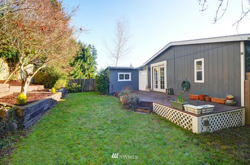 12718 Northeast 199th Street Bothell, WA 98011 - Photo 17 of 24 Gallery Image 17