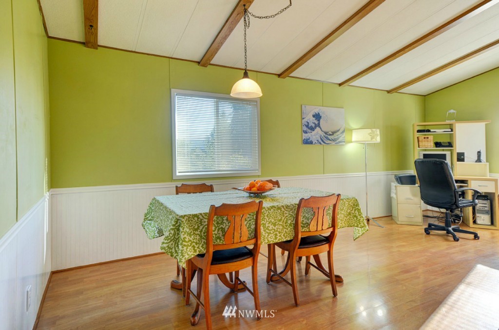 12718 Northeast 199th Street Bothell, WA 98011 - Photo 8 of 24 Gallery Image 8