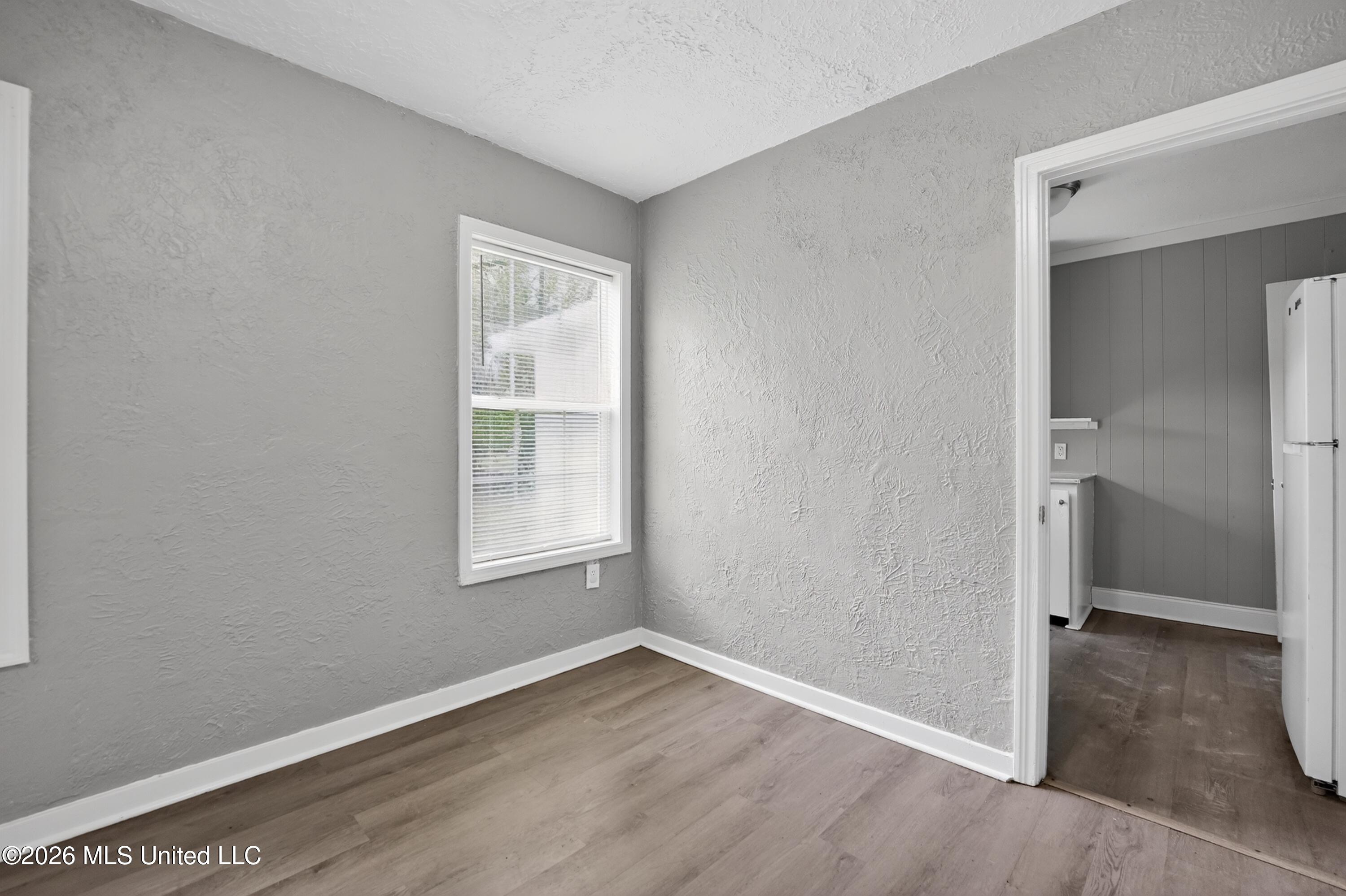 609 Belvedere Road Jackson, MS 39206 - Photo 7 of 39 12_609_Belvedere_Rd_Jackson_MS_39206-Liv