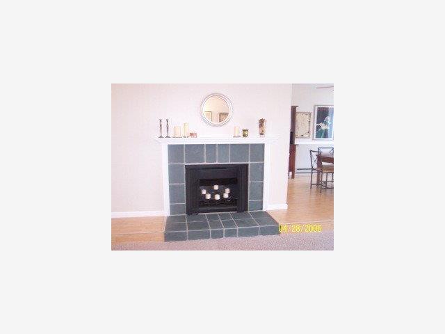 2040 West Middlefield Road, Unit 21 Mountain View, CA 94043 - Photo 8 of 8 Gallery Image 8