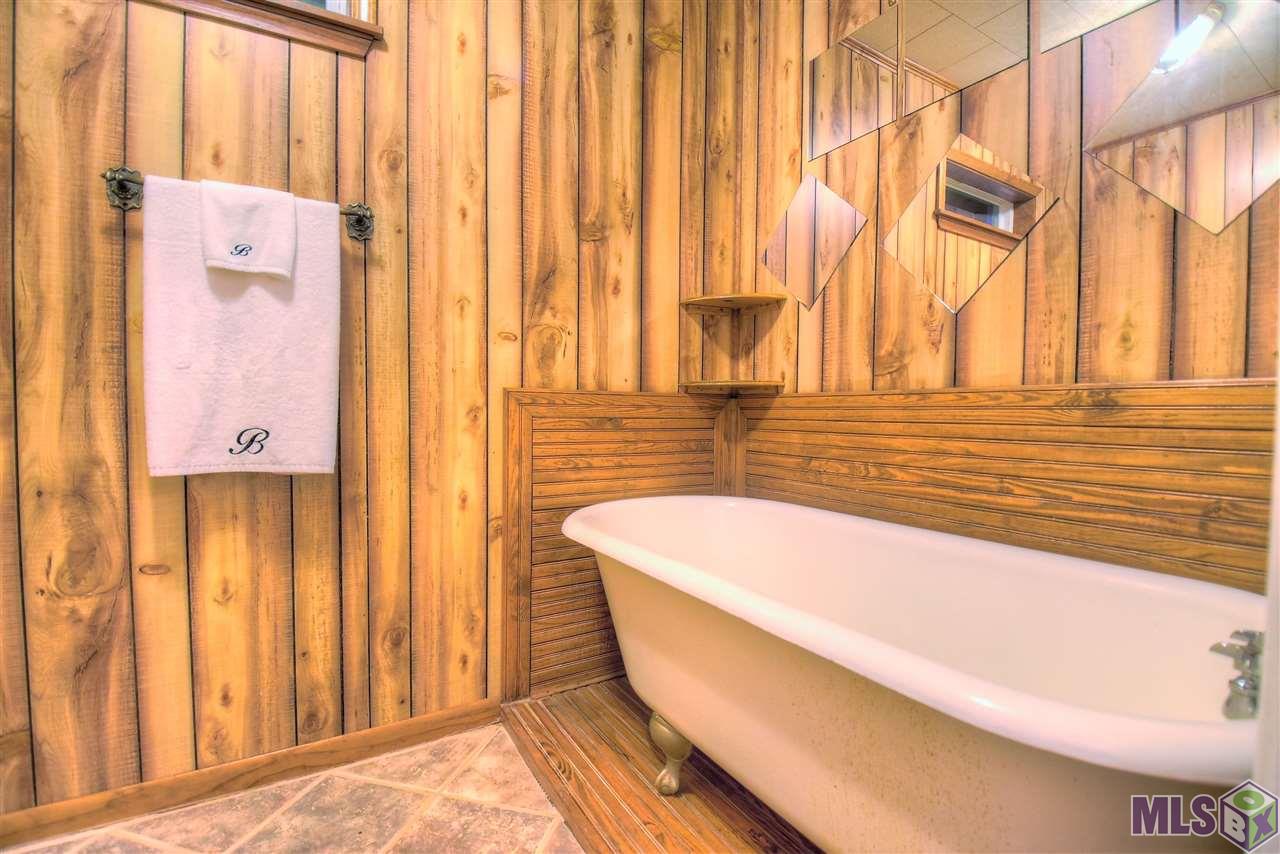 13407 Roddy Road Gonzales, LA 70737 - Photo 8 of 19 Gallery Image 8