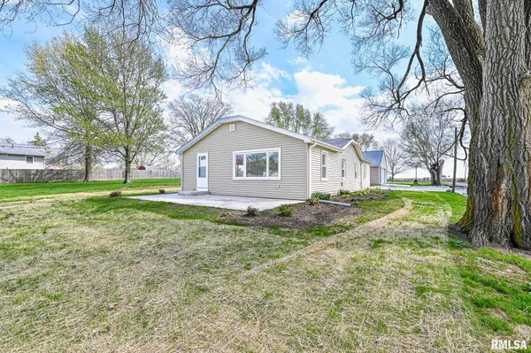 $190,000 | 200 Lilac Lane, East Peoria, IL 61611