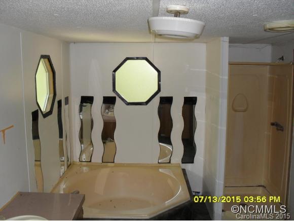 38 Red Raven Road Swannanoa, NC 28778 - Photo 20 of 22 Gallery Image 20