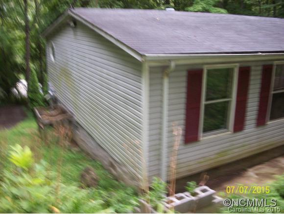 38 Red Raven Road Swannanoa, NC 28778 - Photo 5 of 22 Gallery Image 5