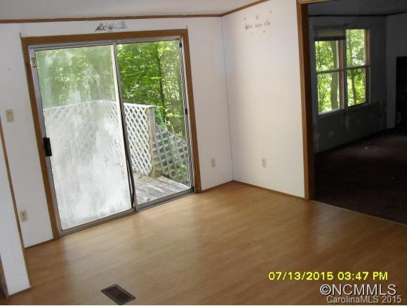38 Red Raven Road Swannanoa, NC 28778 - Photo 10 of 22 Gallery Image 10