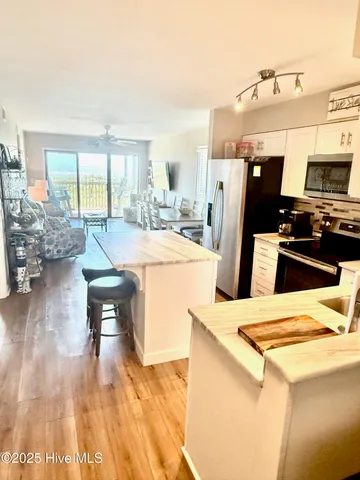 $2,700 | 31 Ocean Isle W Boulevard, Unit 32, Ocean Isle Beach, NC 28469