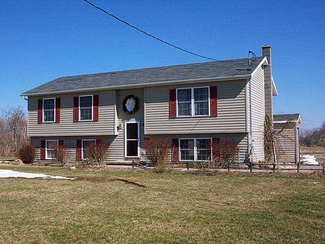 7786 Warner Road Le Roy, NY 14422 - Photo 1 of 1 Exterior Front