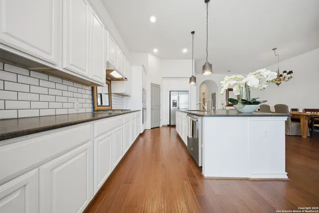 $475,000 | 30693 Horseshoe Path, Bulverde, TX 78163