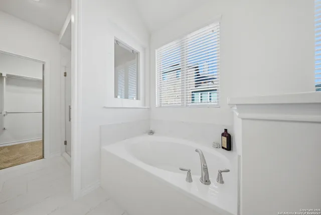 $475,000 | 30693 Horseshoe Path, Bulverde, TX 78163