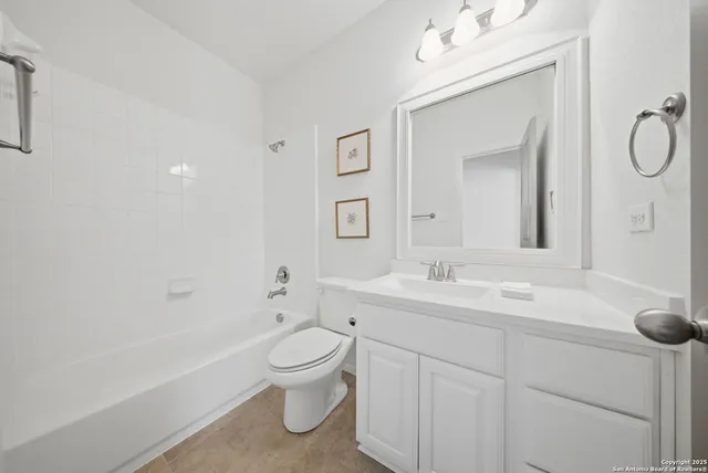 $475,000 | 30693 Horseshoe Path, Bulverde, TX 78163