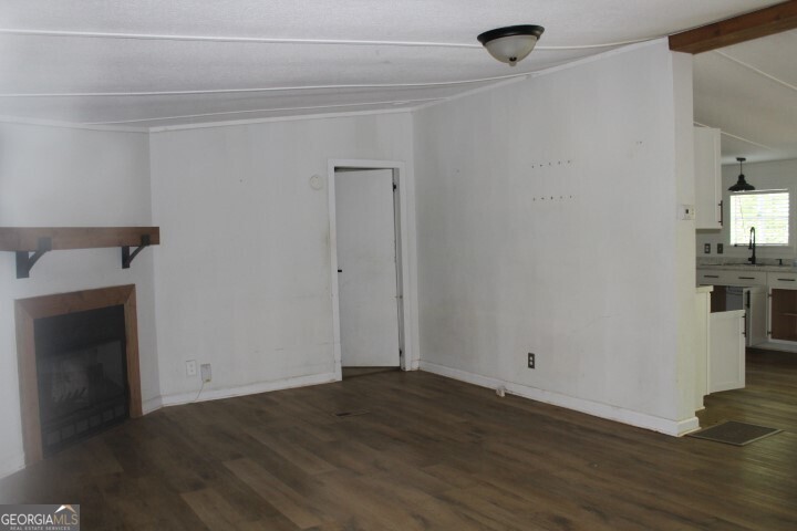 163 Sanders Road Jackson, GA 30233 - Photo 4 of 18