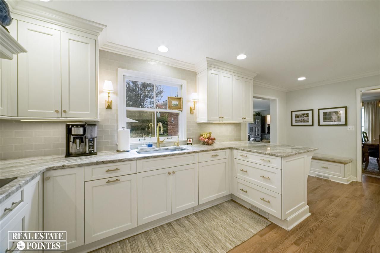 136 Moran Road Grosse Pointe Farms, MI 48236 - Photo 13 of 51