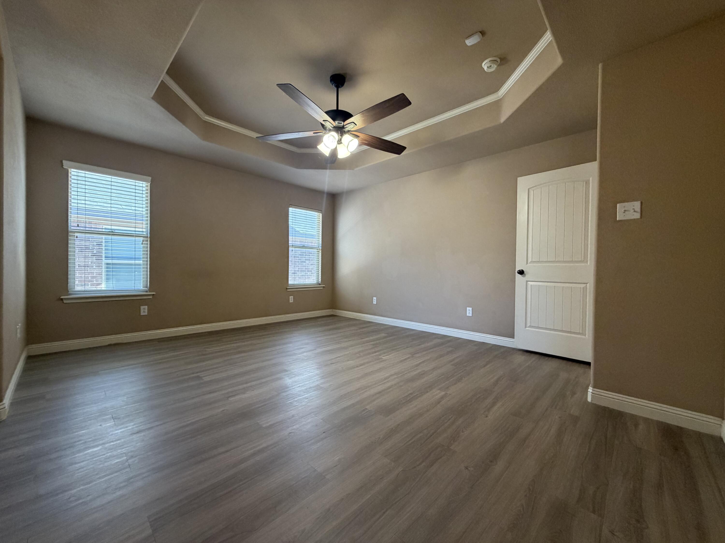 5508 104th Street Lubbock, TX 79424 - Photo 25 of 38 Primary Bedroom