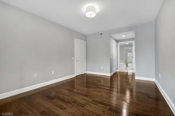 $6,900 | 40 West Park Place, Unit 213, Morristown, NJ 07960