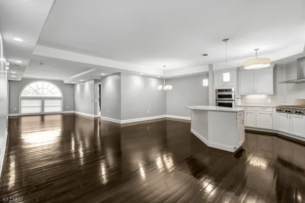 $6,900 | 40 West Park Place, Unit 213, Morristown, NJ 07960