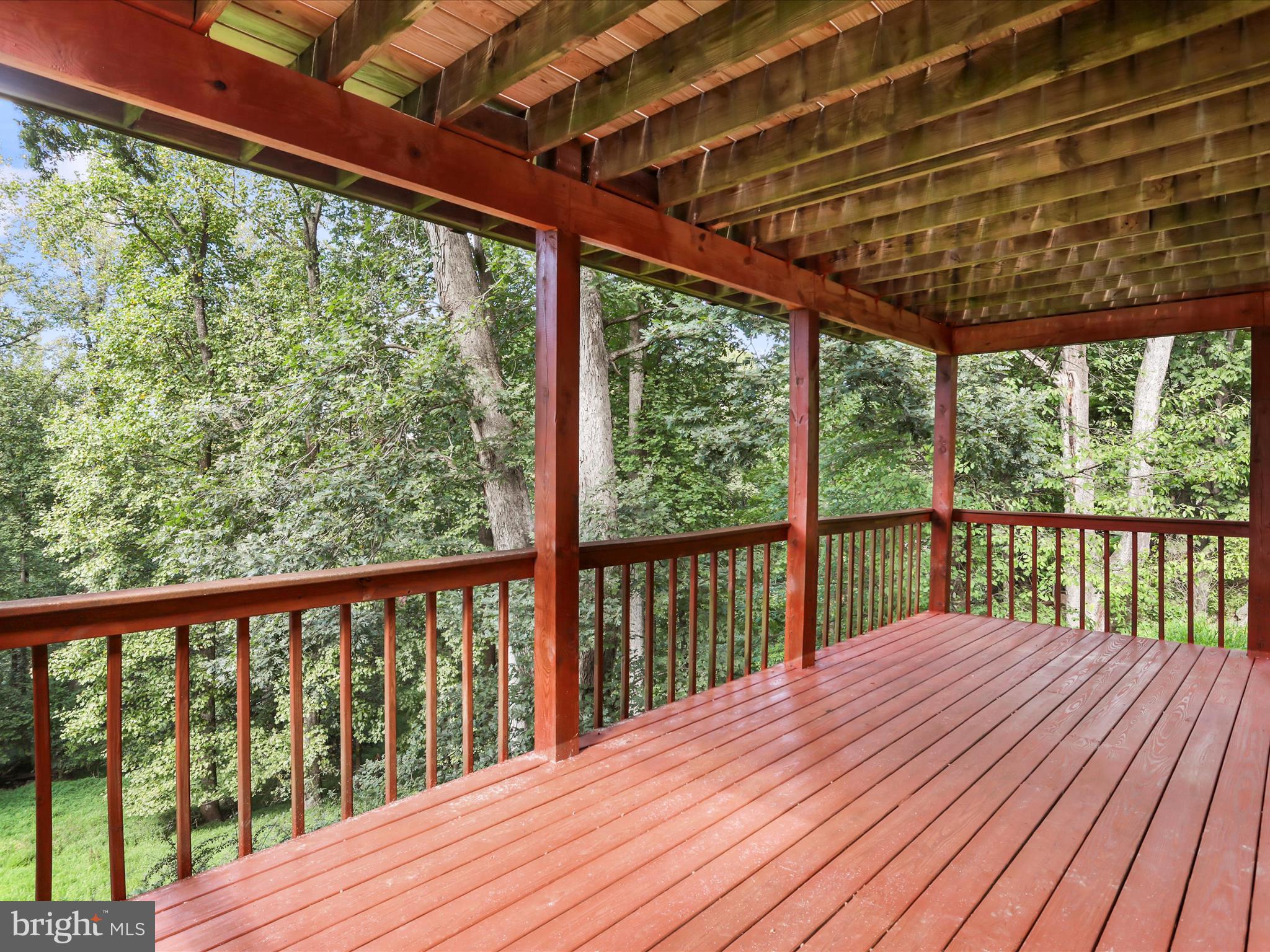 32 Greenfield Road Front Royal, VA 22630 - Photo 26 of 49 a view of balcony with wooden floor