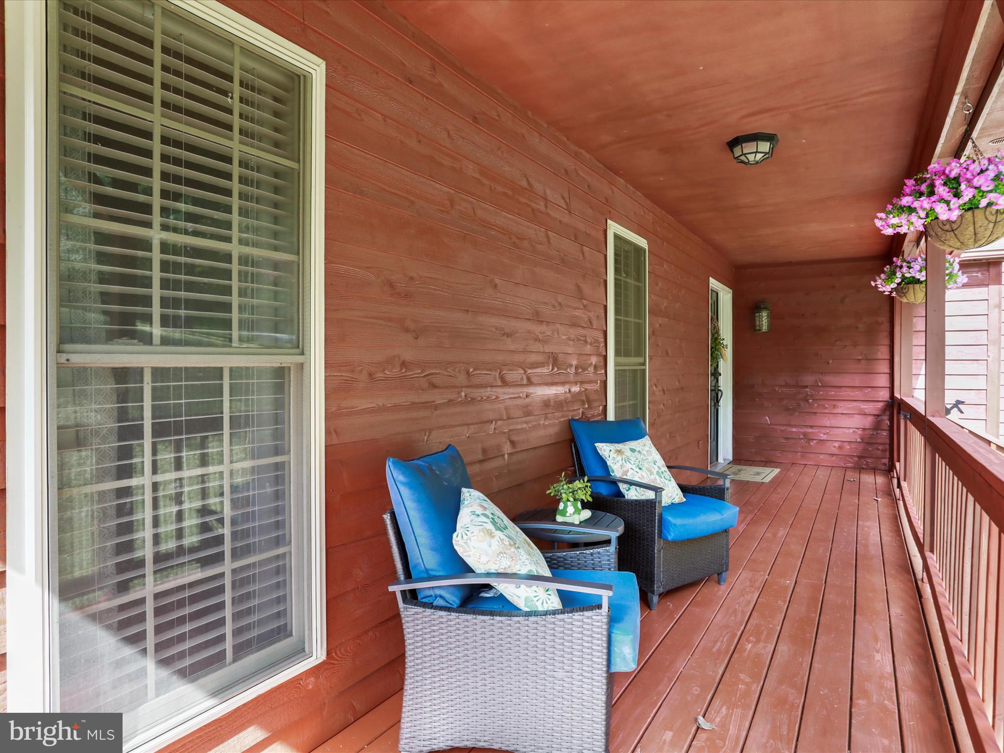 32 Greenfield Road Front Royal, VA 22630 - Photo 3 of 49 a view of deck with furniture