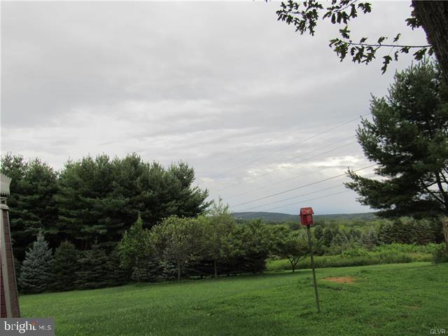 1890 Highpoint Road Coopersburg, PA 18036 - Photo 5 of 18