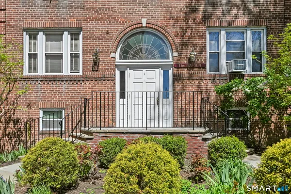 $339,000 | 70 Strawberry Hill Avenue, Unit 13A, Stamford, CT 06902