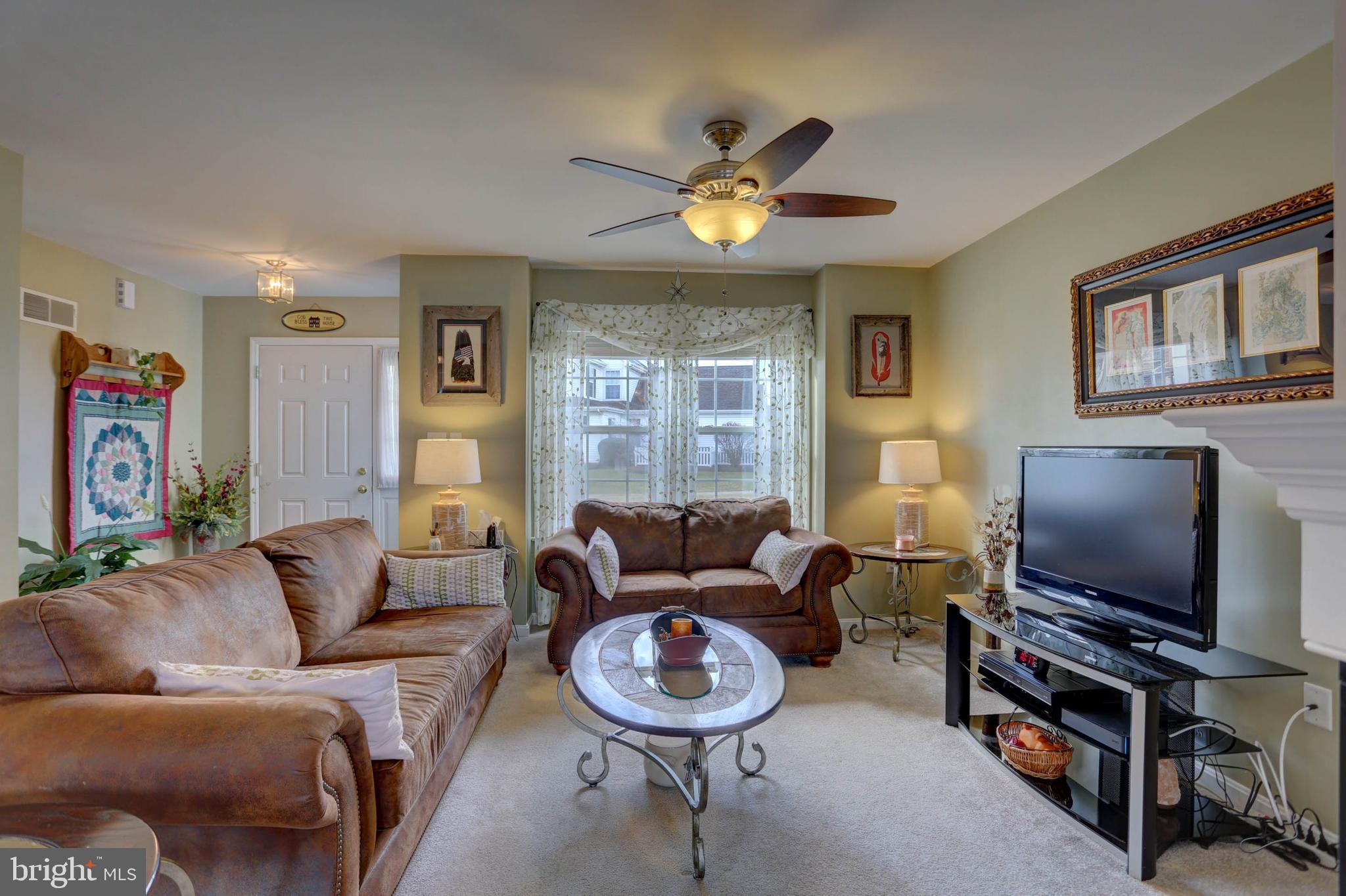 656 Chatham Way Lititz, PA 17543 - Photo 4 of 36 Living room with large front window