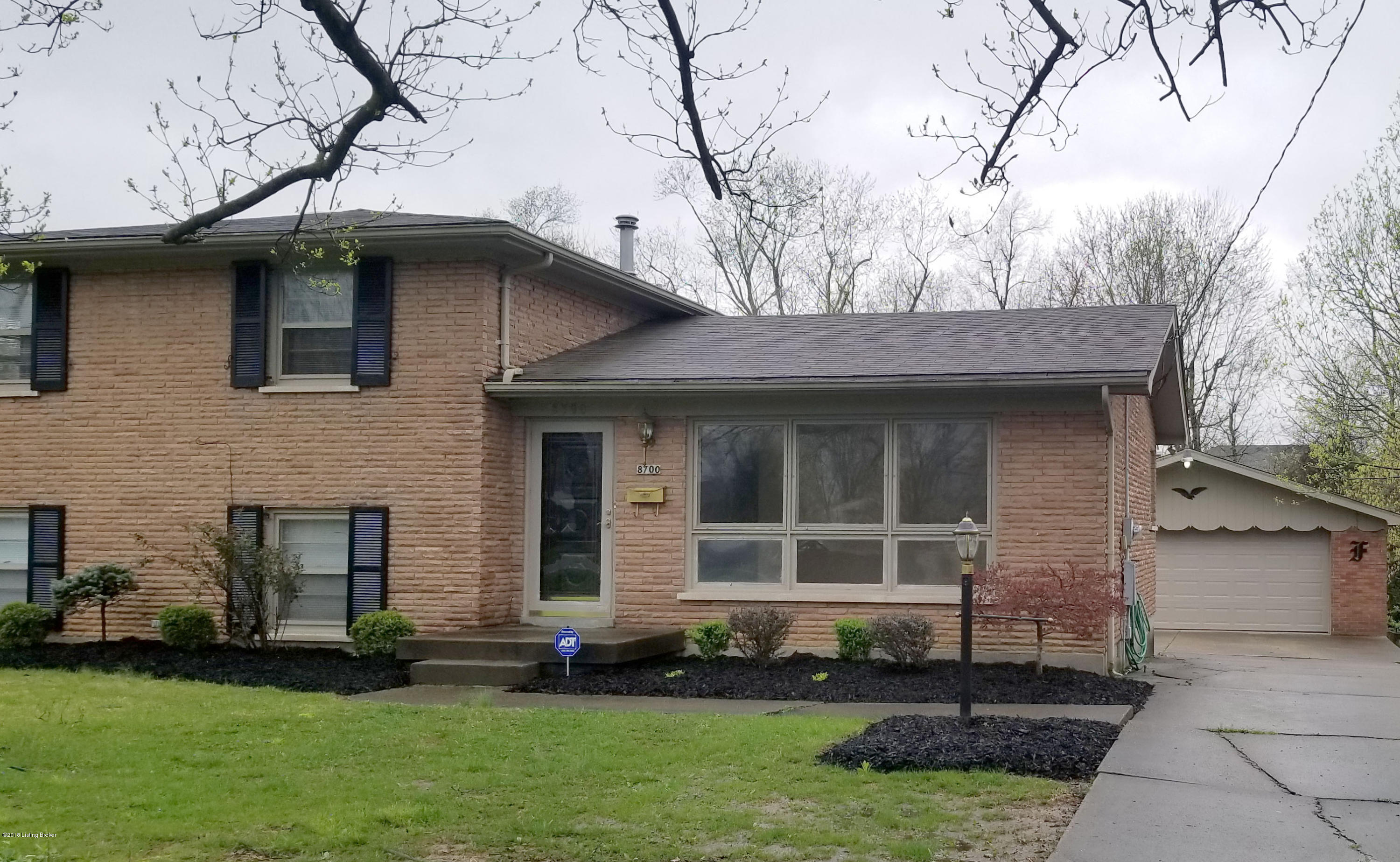 8700 Terry Road Louisville, KY 40258 - Photo 2 of 23 Front view 2