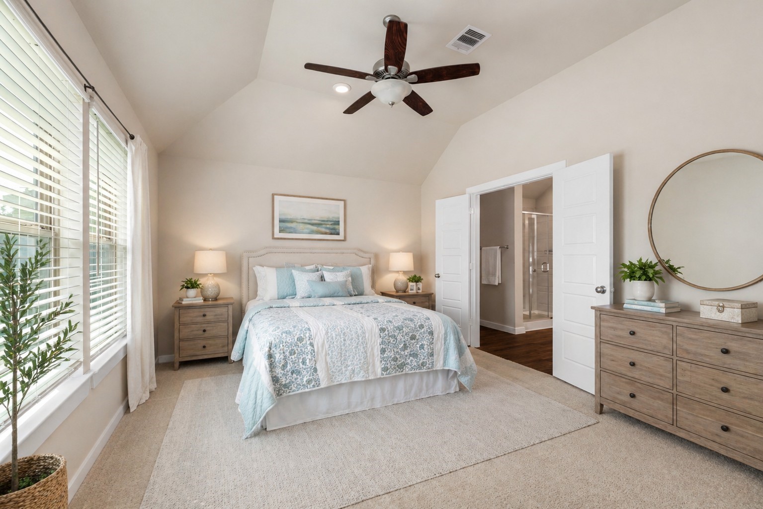 7622 Mistral Lane Baytown, TX 77523 - Photo 14 of 25 Primary bedroom with ensuite bathroom and walk in closet.