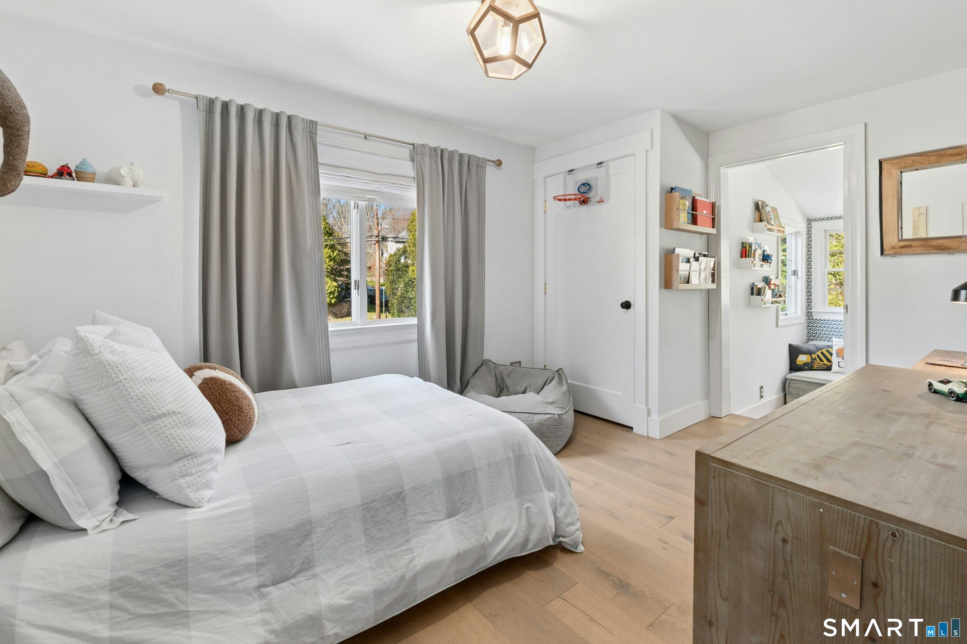 86 Middlesex Road Darien, CT 06820 - Photo 17 of 31