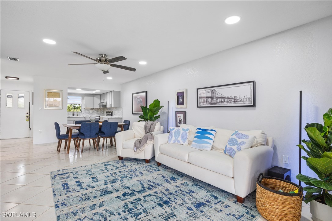 3203 Riverside Drive, Unit B Punta Gorda, FL 33950 - Photo 4 of 41 Gallery Image 4
