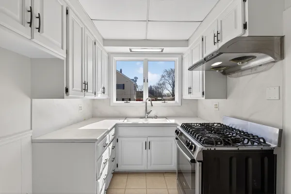 $499,000 | 156 Wille Avenue, Wheeling, IL 60090